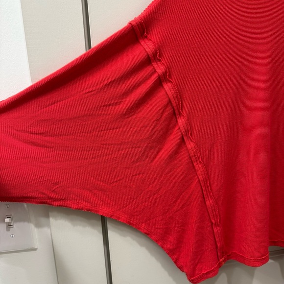 Free People We The Free Alameda Cowl Neck Sweater XS Coral Red Dolman Oversized - Picture 6 of 11